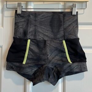 Jo+Jax High-Waist Shorts Size YL
